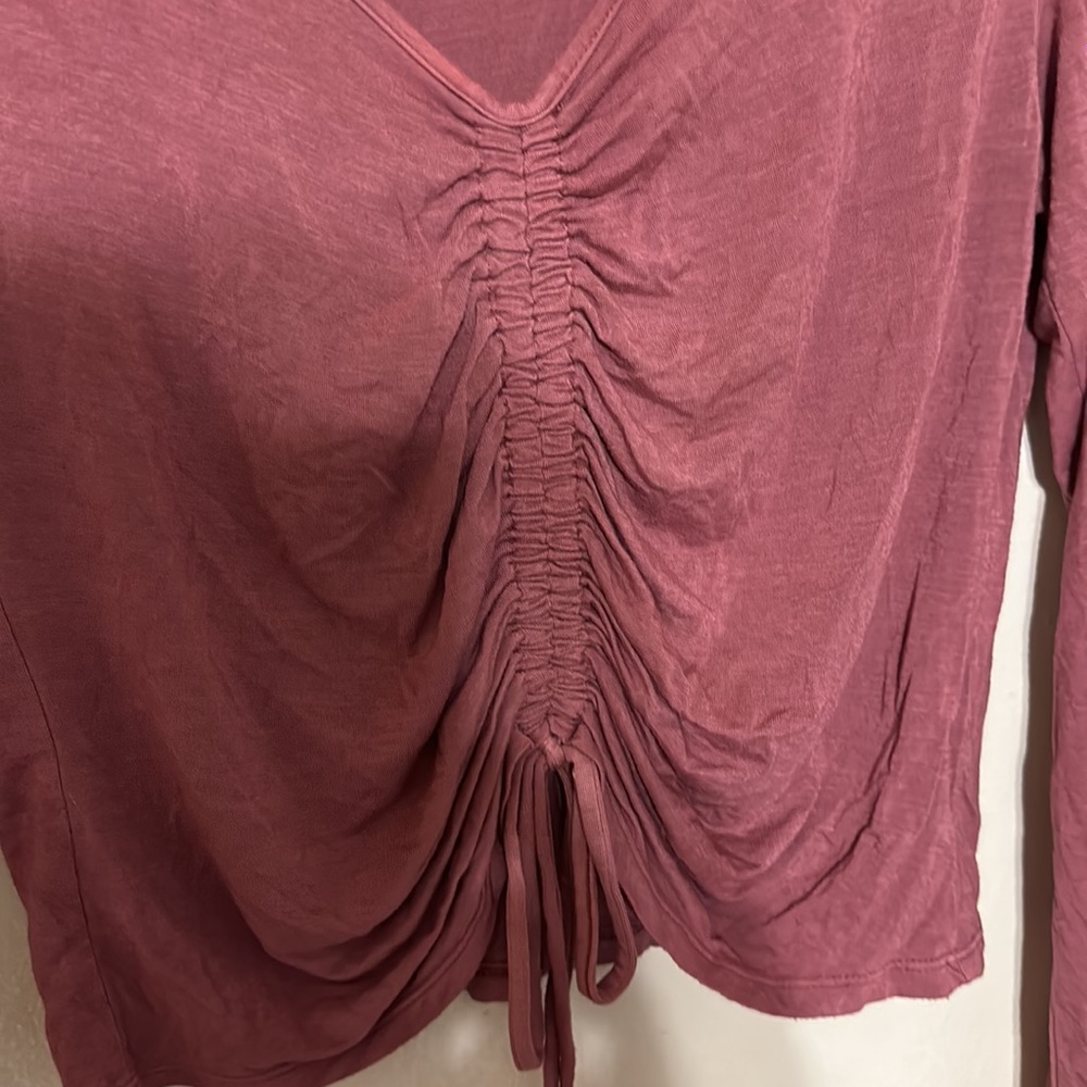 SOFT & SEXY WOMEN’S BEAUTIFUL DESIGN TOP SIZE M - Picture 4 of 6